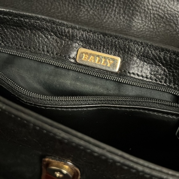 Bally 🔥 Shoulder Bag and Crossbody 🌺 - Picture 7 of 16